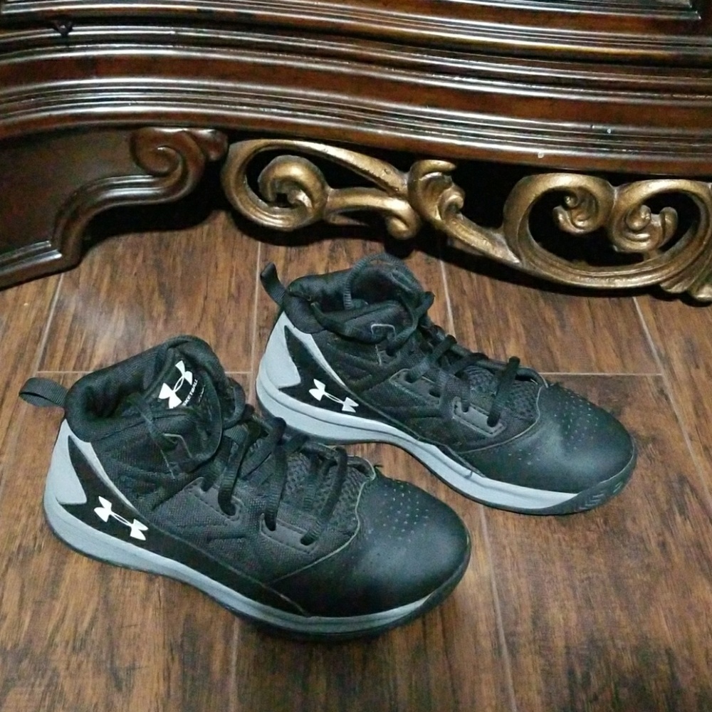 Under Armour basketball shoes